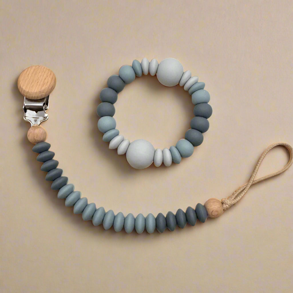 ZION - Attache tétine bois et silicone personnalisée