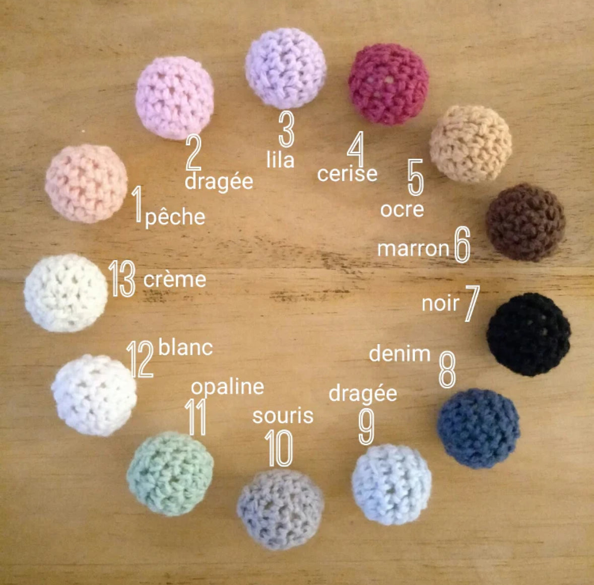 LUZ - Attache tétine bois et crochet personnalisée