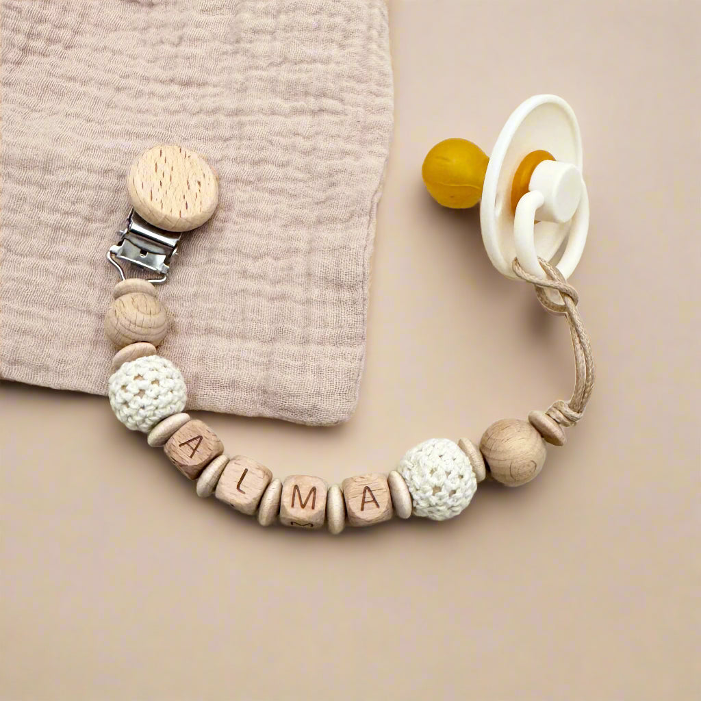 LUZ - Attache tétine bois et crochet personnalisée