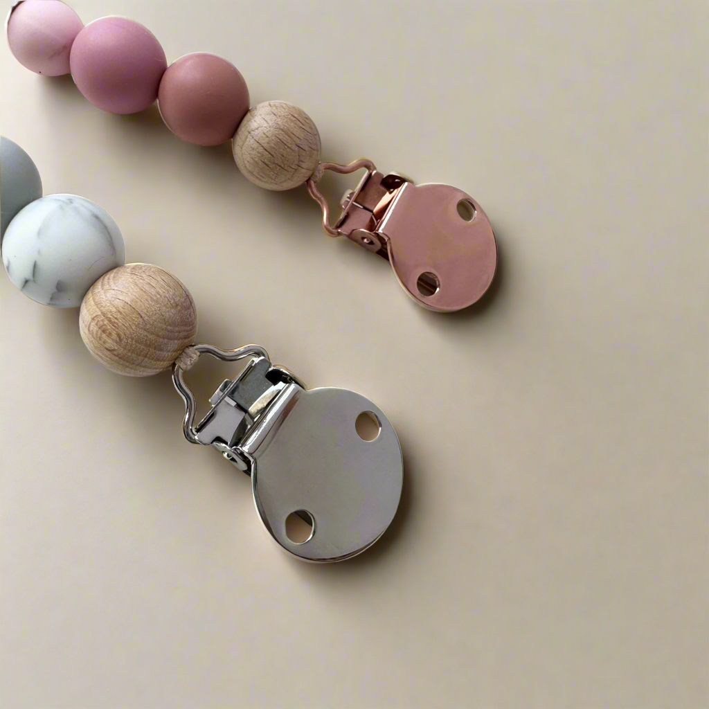 SOL - Attache tétine bois et silicone personnalisée