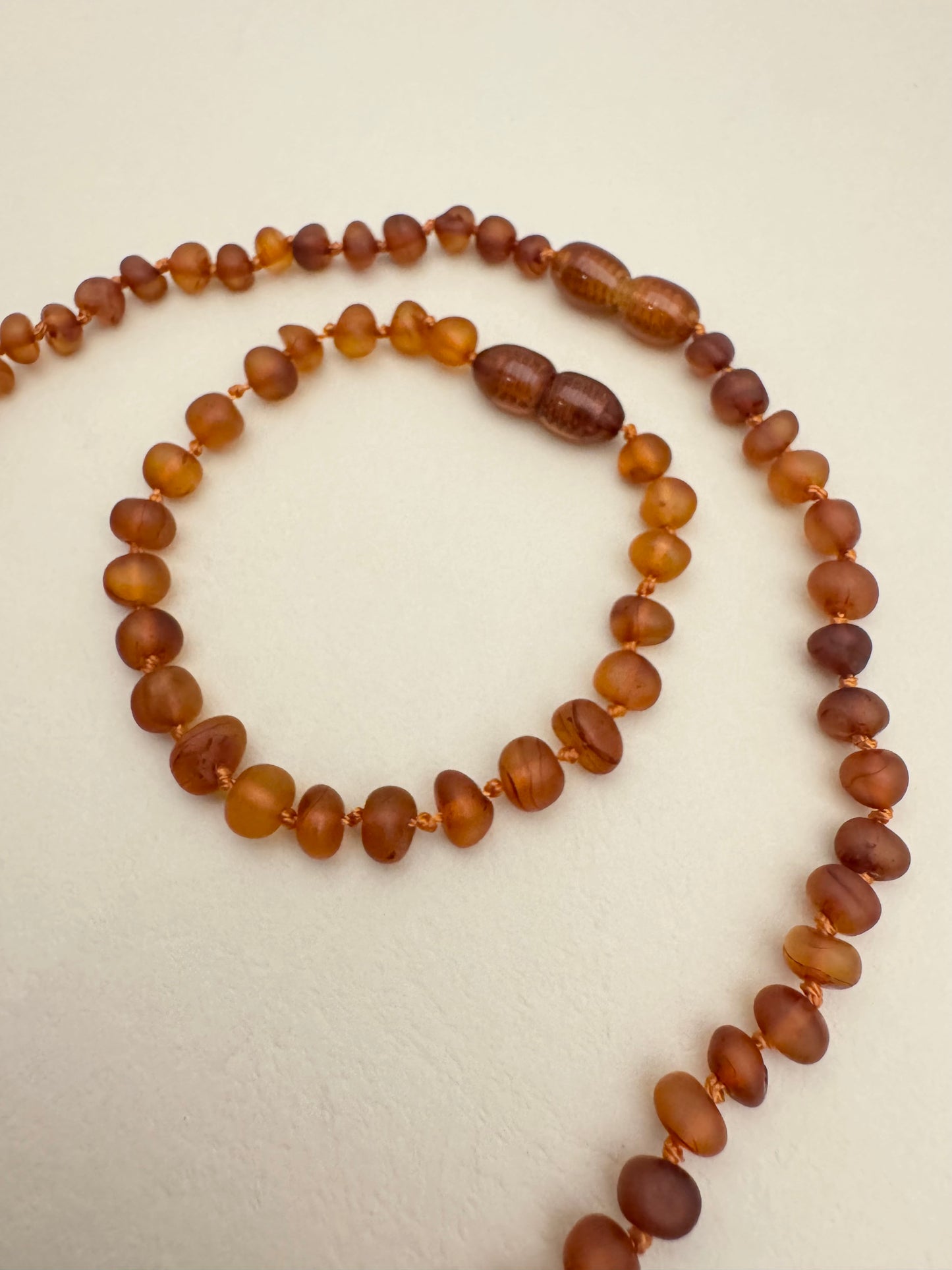 Ambre - Collier et Bracelet pour bébé
