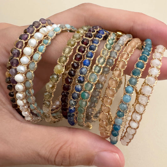 Comment reconnaître de vraies pierres naturelles ? (Guide complet 2025)