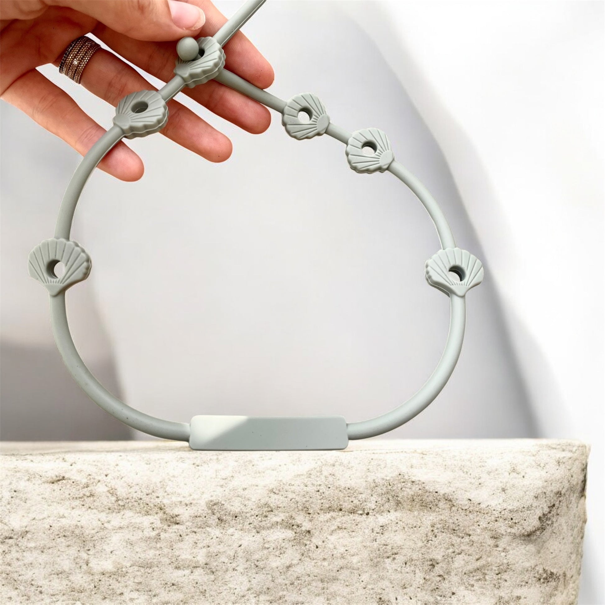 Accessoire bébé en silicone alimentaire anti-perte