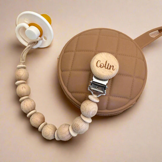 Attache tétine LUNA – Bois naturel personalisé