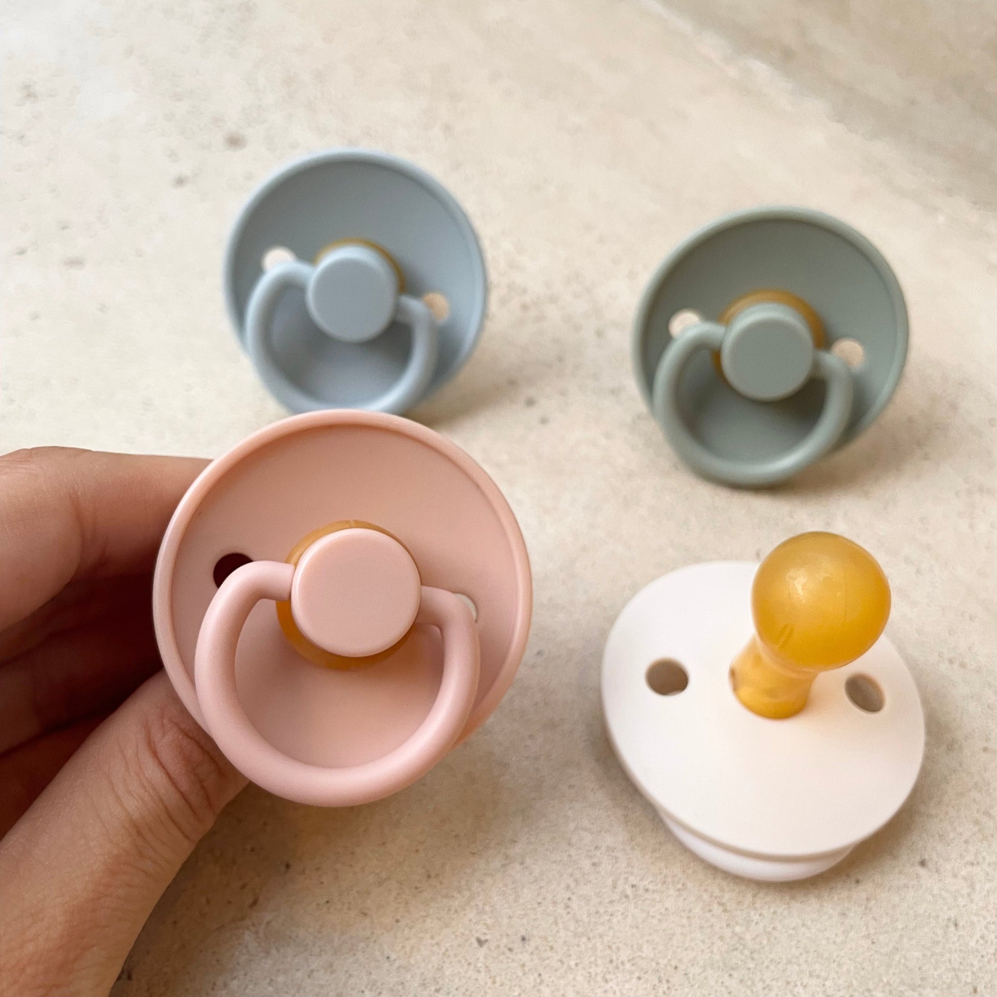 Pacifier natural latex nipple 2 packs